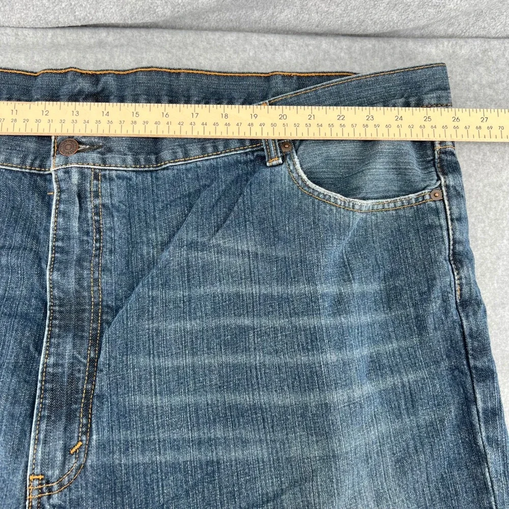 Levis 550 Relaxed Fit Mens Blue Denim Jeans 54x29 Medium Wash 01550-2765
